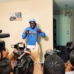 Meet your Posher, Dontez